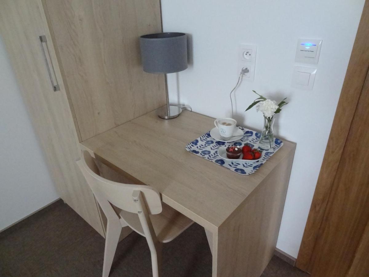 Domus Mariae Hostel Gietrzwald Bagian luar foto