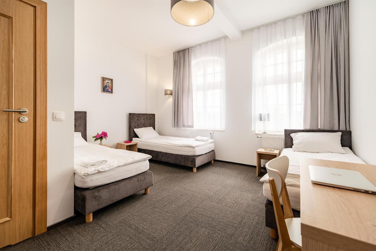 Domus Mariae Hostel Gietrzwald Bagian luar foto