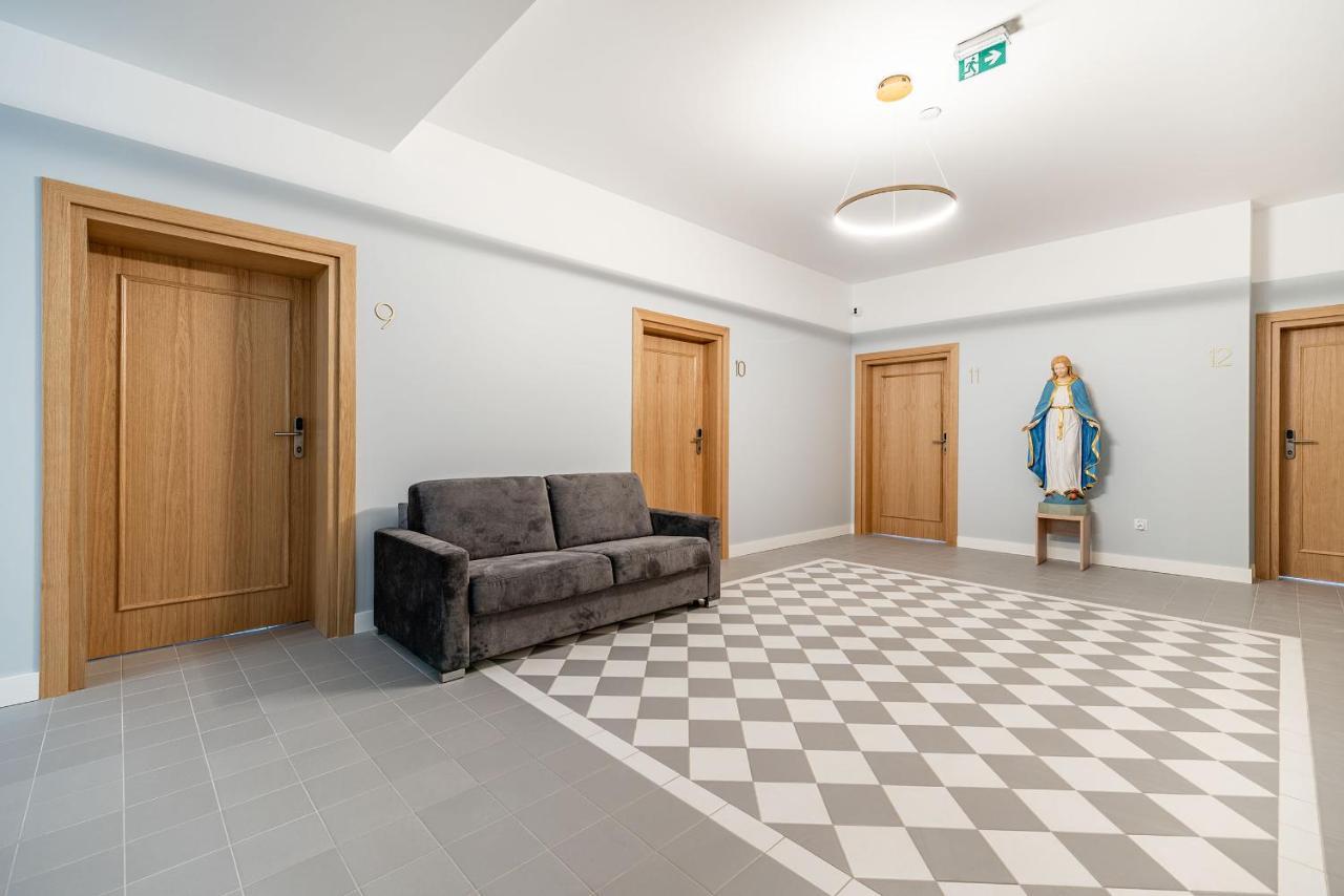 Domus Mariae Hostel Gietrzwald Bagian luar foto